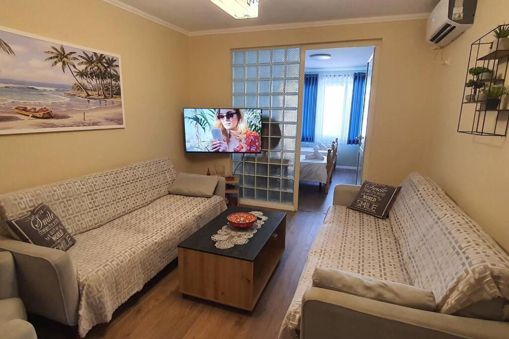 Center Apartment טיראנה מראה חיצוני תמונה